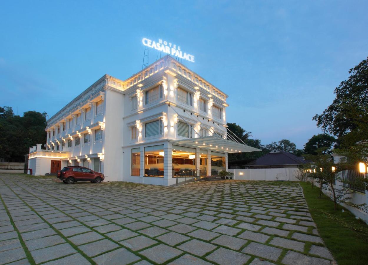 Thodupuzha Hotel Ceasar Palace מראה חיצוני תמונה