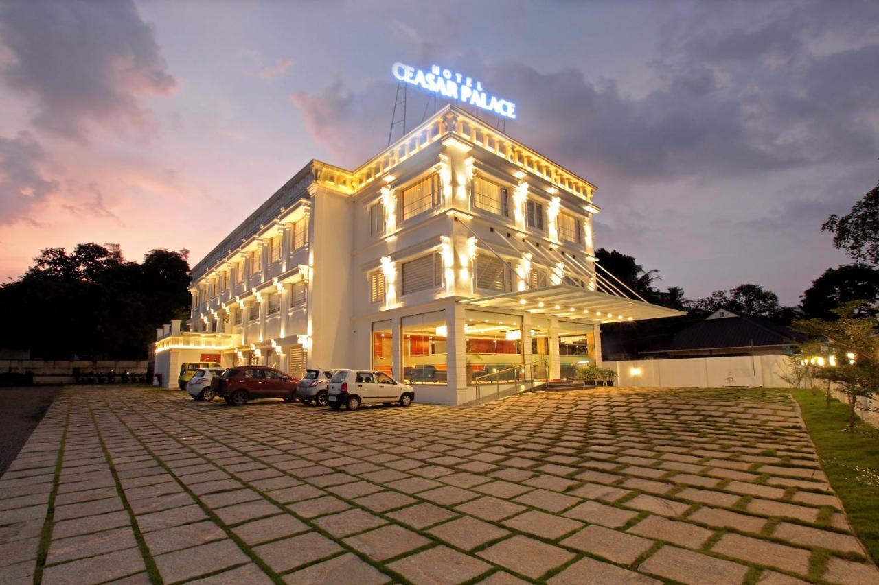 Thodupuzha Hotel Ceasar Palace מראה חיצוני תמונה